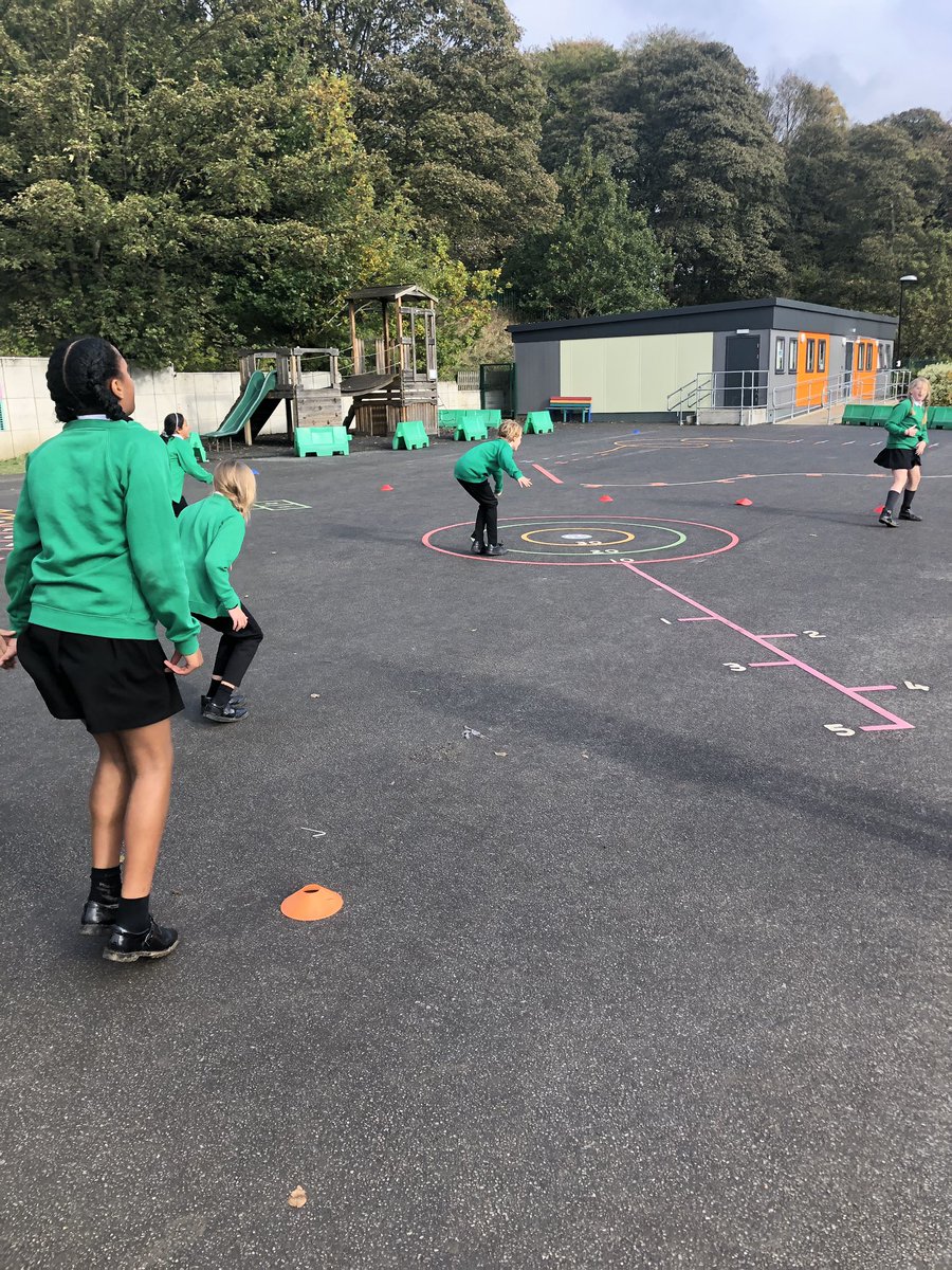 Roundhay Year 6 tweet media