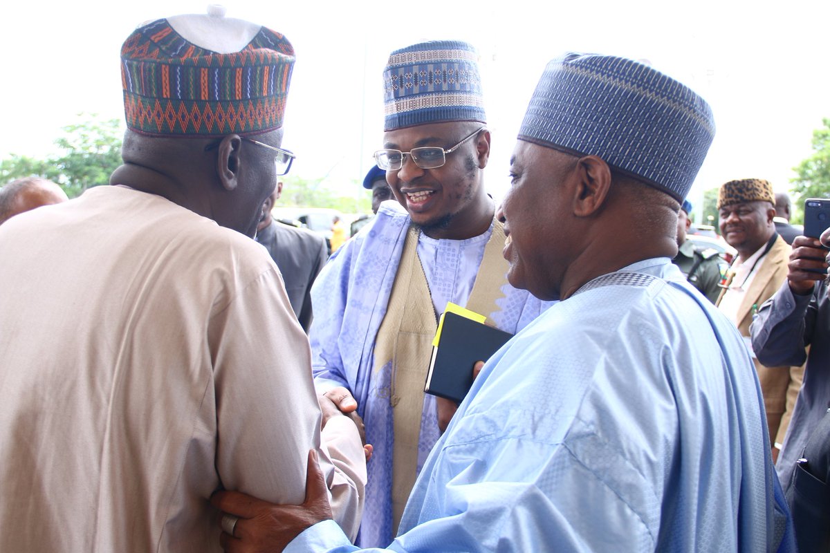 FMCIDENigeria's tweet photo. The Arrival of the Honourable Minister of Communications, @DrIsaPantami at the @NGRSenate Building for an official meeting with the Senate President, Distinguished Senator @DrAhmadLawan and Colleagues.
#FMoCtoday
#FMoC19 https://t.co/sMAAgQbPYF