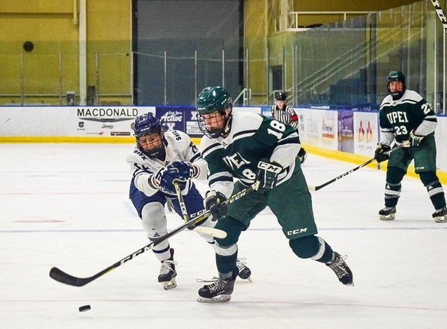 AUS_SUA's tweet photo. 🏒ICYMI: @UPEIPanthers sweep weekend games to sit atop AUS women's hockey standings
👇👇👇
https://t.co/aRNJrBwY6P https://t.co/yXd13l4vcR