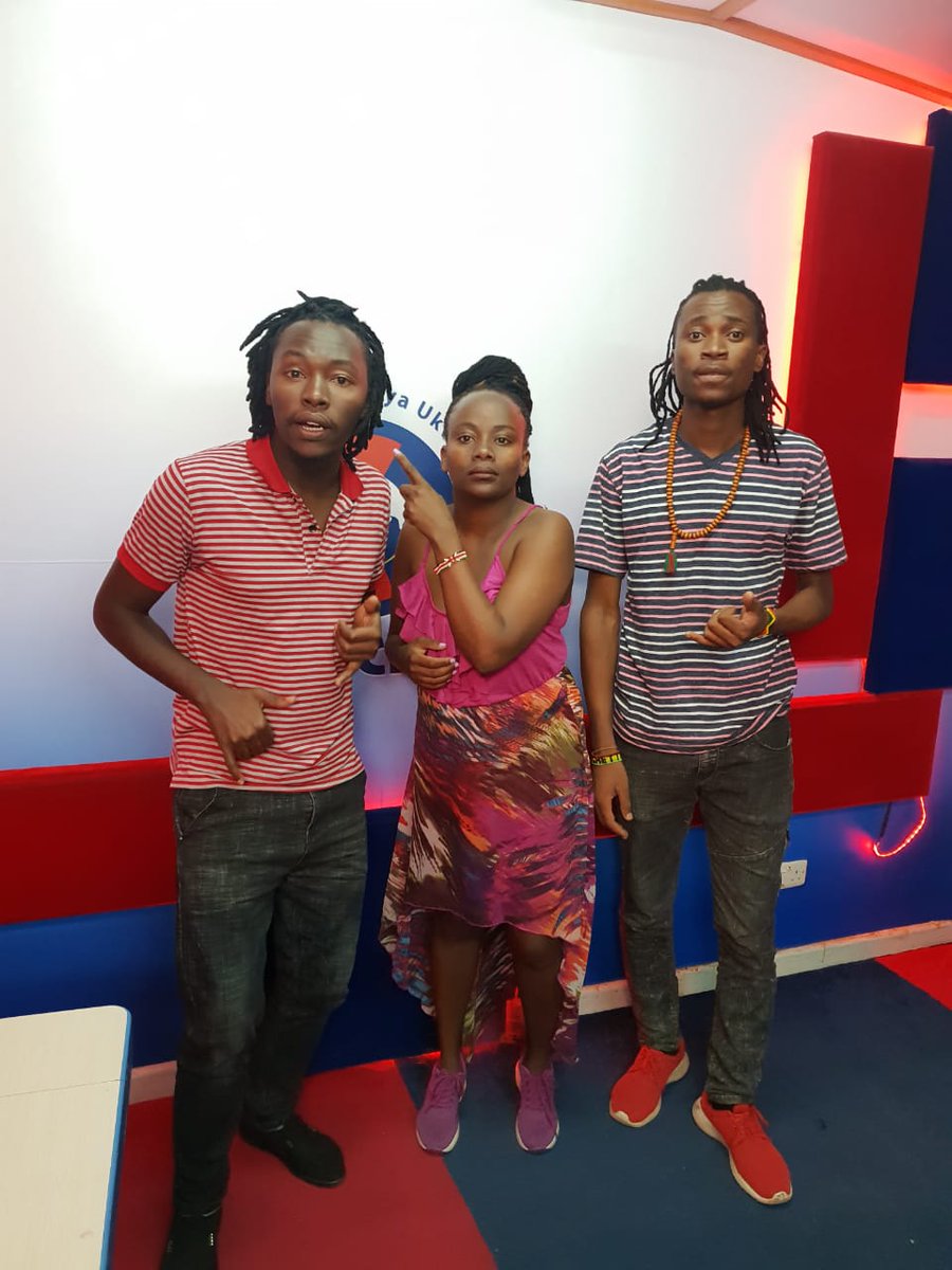 Shatta Bway (@shatta_bway) on Twitter photo Manchester can't draw na wakuje kututishia maisha nikama wameshinda league
Bomboclat hahahaha
#WaksTikiTaka
<a href="/AQtee/">Ann Q-tee</a>
<a href="/Deejayrambo1/">Deejayrambo</a>
<a href="/RadioCitizenFM/">Radio Citizen</a> Manchester can't draw na wakuje kututishia maisha nikama wameshinda league
Bomboclat hahahaha
#WaksTikiTaka
<a href="/AQtee/">Ann Q-tee</a>
<a href="/Deejayrambo1/">Deejayrambo</a>
<a href="/RadioCitizenFM/">Radio Citizen</a>
