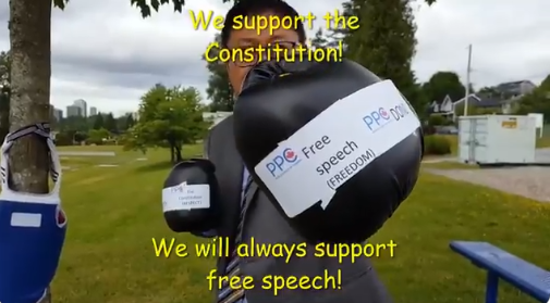 gerrymercer's tweet image. I was on-board until this happened. #ComicSans #FontNerd