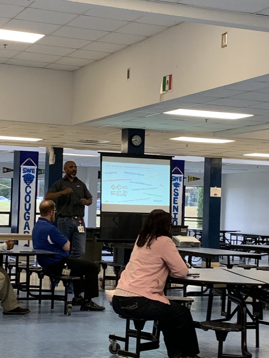 ShawnaAndrews's tweet photo. Teachers learning from our businesses about Math in the Real World!  #amplifyecpsday #weareecps #amplifyecpsday2019 https://t.co/k25jzqVTKb