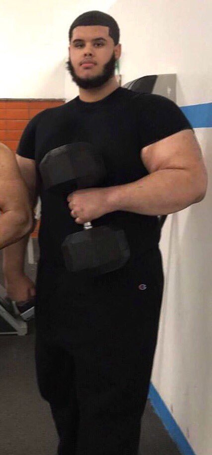 just arose outta bed with a burst of energy did 50 pushups n looked in the mirror like this