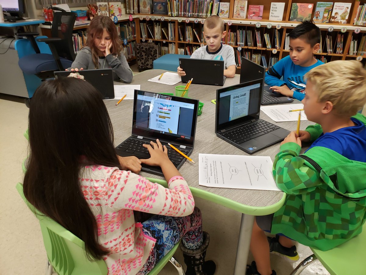 SOESlibrarylady's tweet image. Thirds in @MrsB_SOES class working in #library #rotations to learn about #citing sources &amp;amp; #plagiarism! #digitalcitizenship #futurereadylibs  #bcpslms @FortkampBre