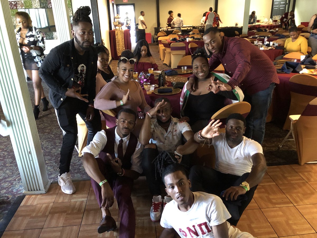 Beta Lambda💉 x Beta Chi💚💕 @ the Nupe Brunch . #LCHC2K19 s/o to the Hometeam!