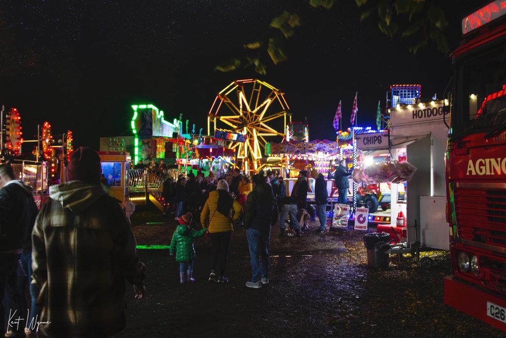 KW_studio_UK's tweet photo. 🎪 NEWBURY MICHAELMAS FAIR &amp; FIREWORKS 🎆 
More than four hundred years of tradition come to Goldwell Park.

#eventphotography by @KW_studio_UK 
©️ | KW Studio UK  |  #KWstudiouk
👉🏻 https://t.co/XSJWkNIZr5
🎪 #kentwynnevents
📸 #kentwynnephotography
#newburyfair #newburyevents https://t.co/Xzw4H7HMYw