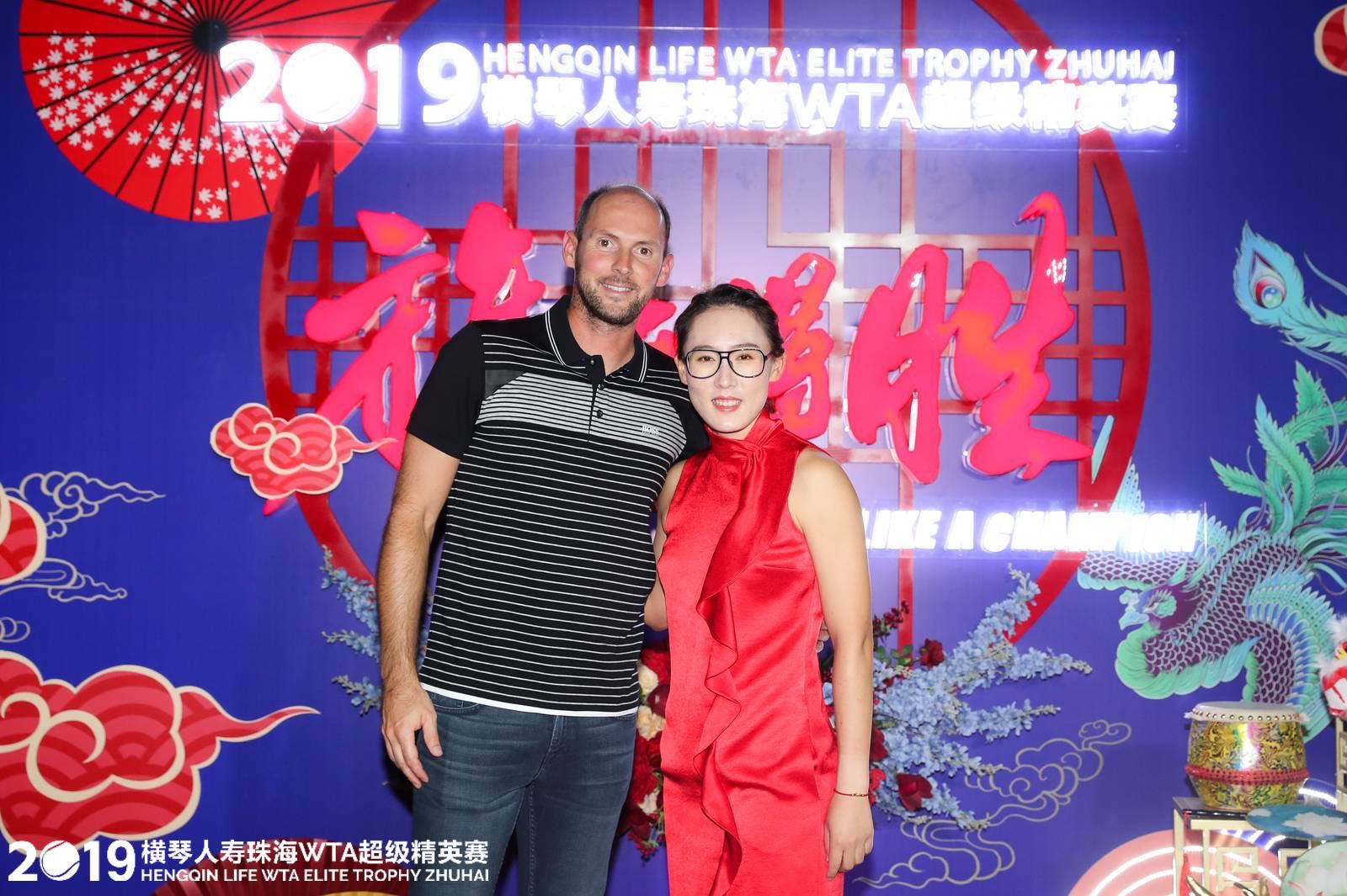 Zheng Saisai (@Zheng_Saisai) / Twitter