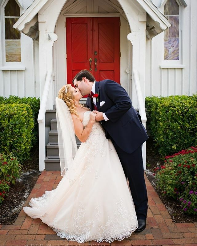 We had the pleasure of assisting Mandi and Charles with their wedding ceremony at The Beaches Museum Chapel last week. Father of the Bride Alan said: "We cannot thank you enough for your assistance in making Mandie &amp; Charles’s day so special. We thought … ift.tt/2MykOOJ