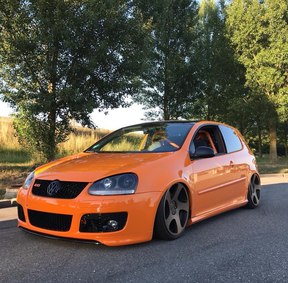 EpicDubs on Twitter: "🖋 Story continues, enter the Golf 5 as we head  towards the #Golf8 #VW #Volkswagen #Mk5 #VwGolf #Mk5Golf #GTI #Stance  #DubLife https://t.co/qGtk7s2Ulh" / Twitter