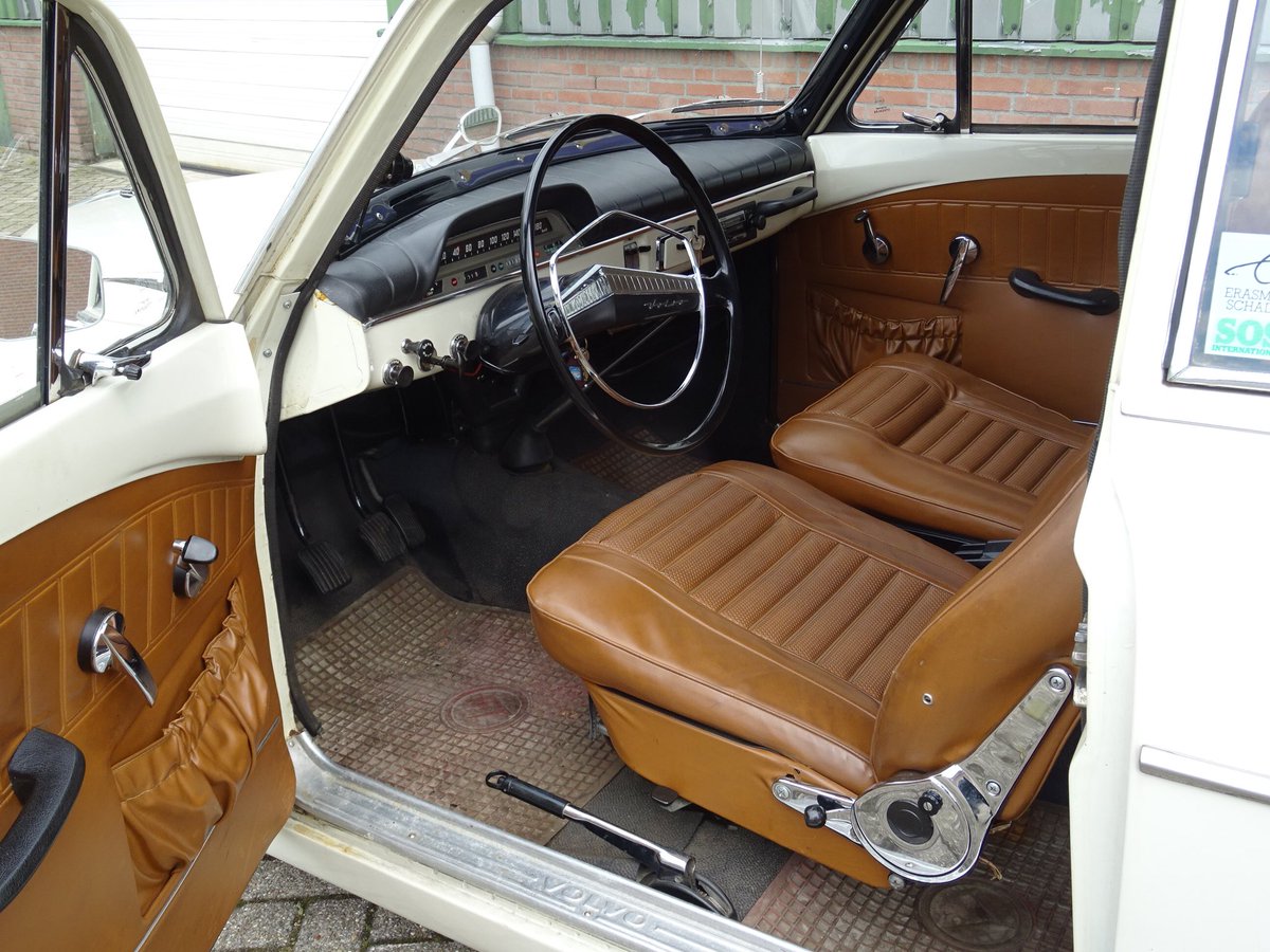 Wimsclassics's tweet photo. Prachtige #Volvo #Amazon te koop @GezelligeMeuk #oldtimer #youngtimer #rijden #genieten #betrouwbaar https://t.co/flaJuMnEpd