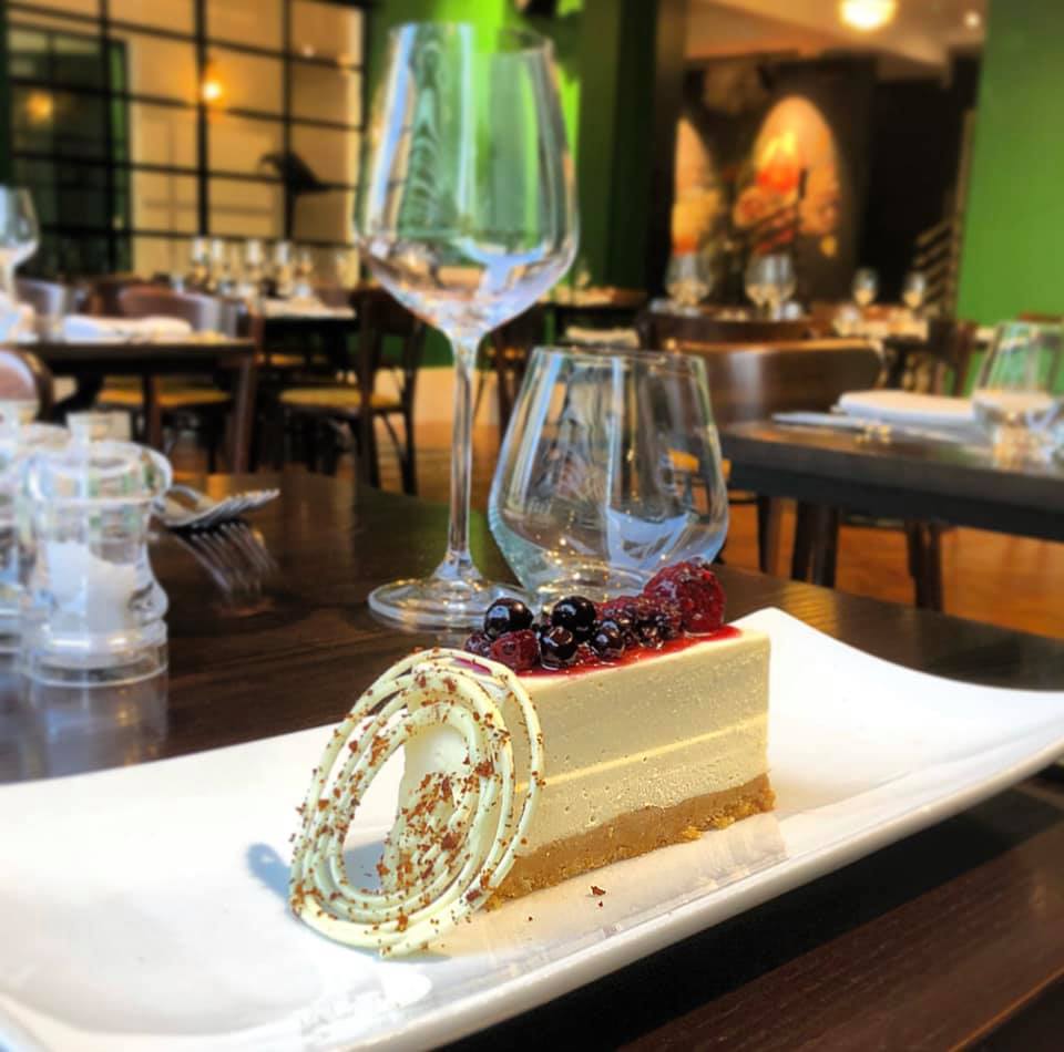 Queen Vic Arts Club tweet media