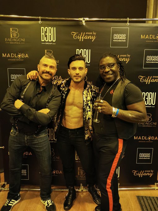 3 pic. Fotocom axel Berlín hustlaball 2019 @VadimRomanovXXX @drewdixonxxx @andystaroficial @ArmondRizzo2