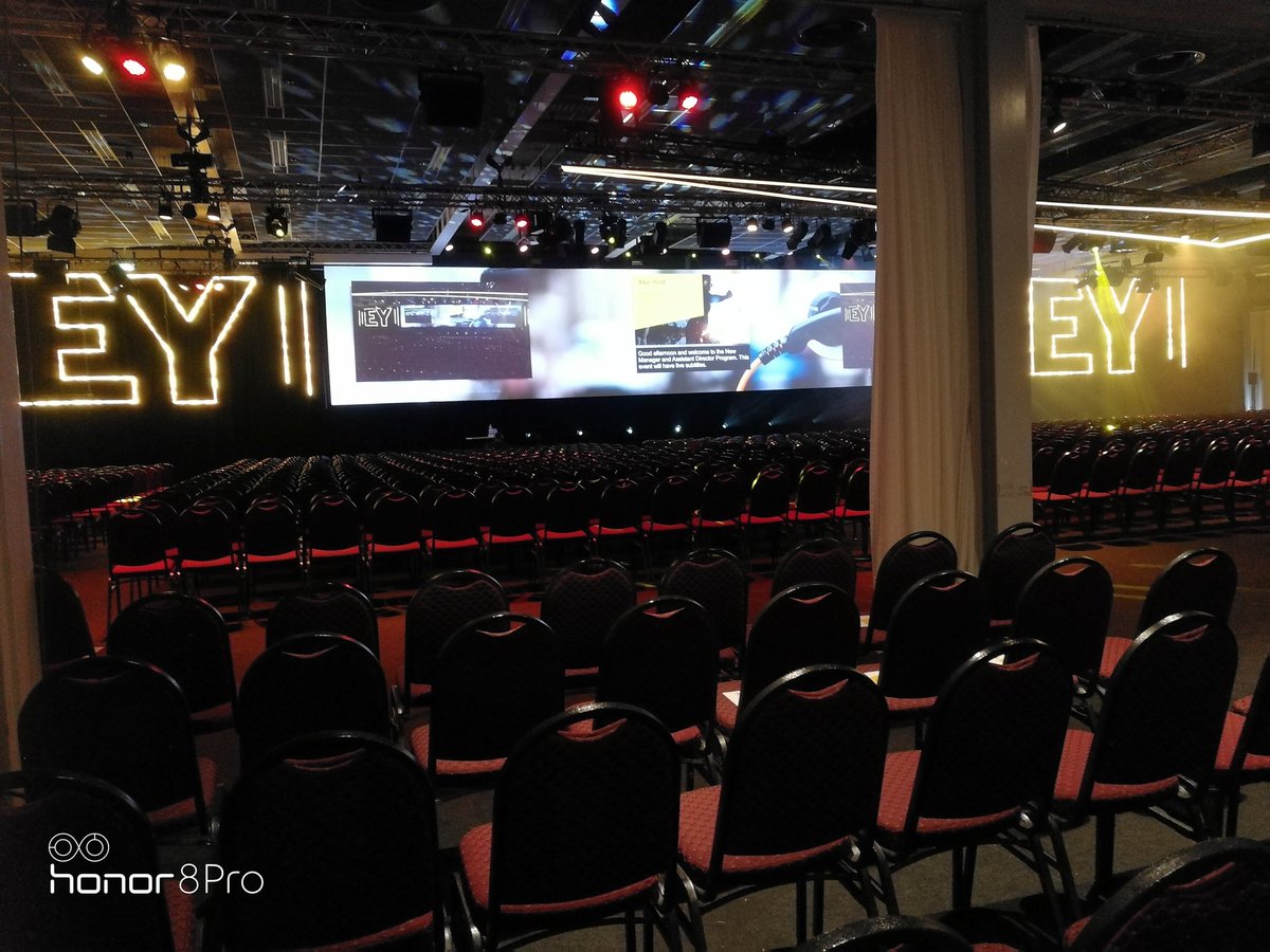 avinder_batra's tweet photo. #BetterWorkingWorld EMEIA NMADP 2019 plenary is about to start! EMEIA NMADP is EY's global event where around 5000 participants across EMEIA gather to celebrate their promotions!! A glimpse.. https://t.co/w3ssHt9nXb