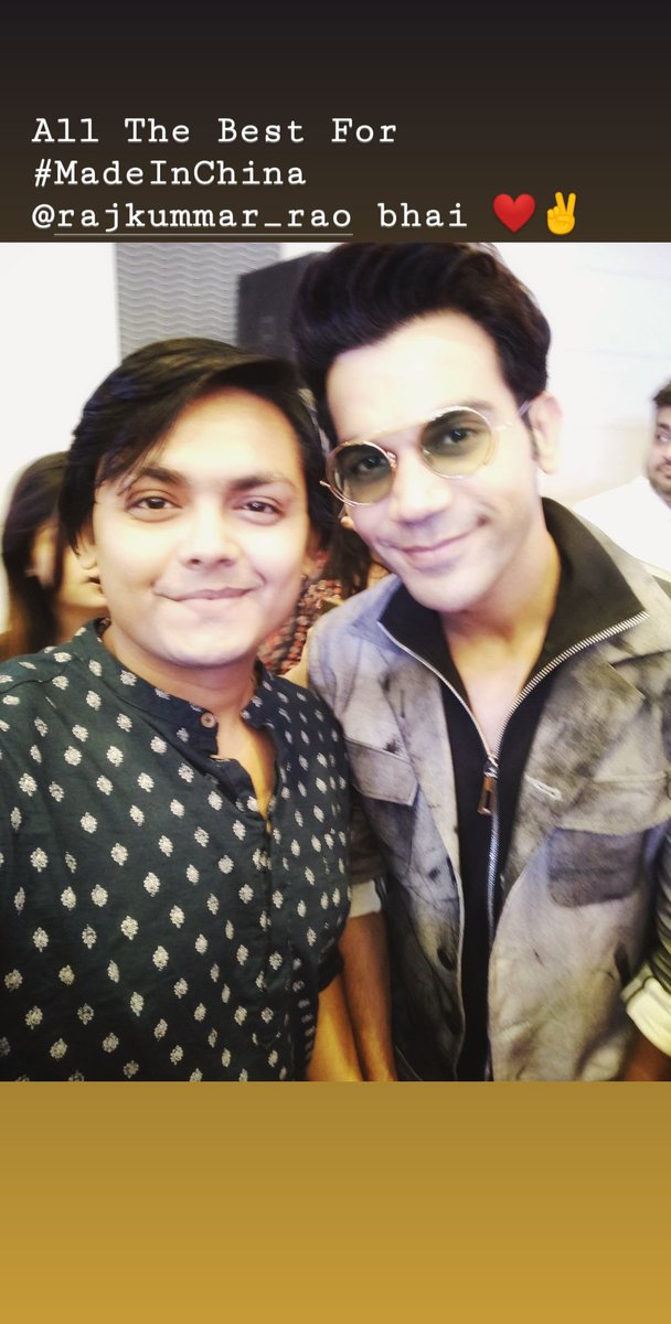 IshuSamarLive's tweet photo. Promotion Time 🔥 
Most Talented and Versatile actor in present era of #Bollywood Raj ( @RajkummarRao ) bhai ❤️😎 ... All The bEst for #MadeInChina ✌️

@Roymouni @bomanirani #rajkummarrao #MouniRoy #bomanIrani @SirPareshRawal @MaddockFilms #madeinchinatrailer #Bollywood https://t.co/oA9SIbZOgv