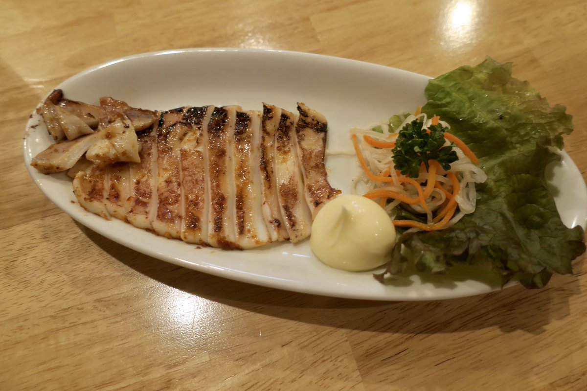 Sanokuni در توییتر ベトフォー 向ヶ丘遊園 イカの辛味焼き 550円 バインミ 480円 イカは大型のイカの胴のステーキ ムラサキロールかな サテ ベトナムの辛味調味料 で味付けしたピリ辛 バインミーはベトナムの屋台で定番の軽食で柔らかいフランスパンに切れ込みを Sanokuni در توییتر ベトフォー 向ヶ丘遊園 イカの辛味焼き 550円 バインミ 480円 イカは大型のイカの胴のステーキ ムラサキロールかな サテ ベトナムの辛味調味料 で味付けしたピリ辛 バインミーはベトナムの屋台で定番の軽食で柔らかいフランスパンに切れ込みを