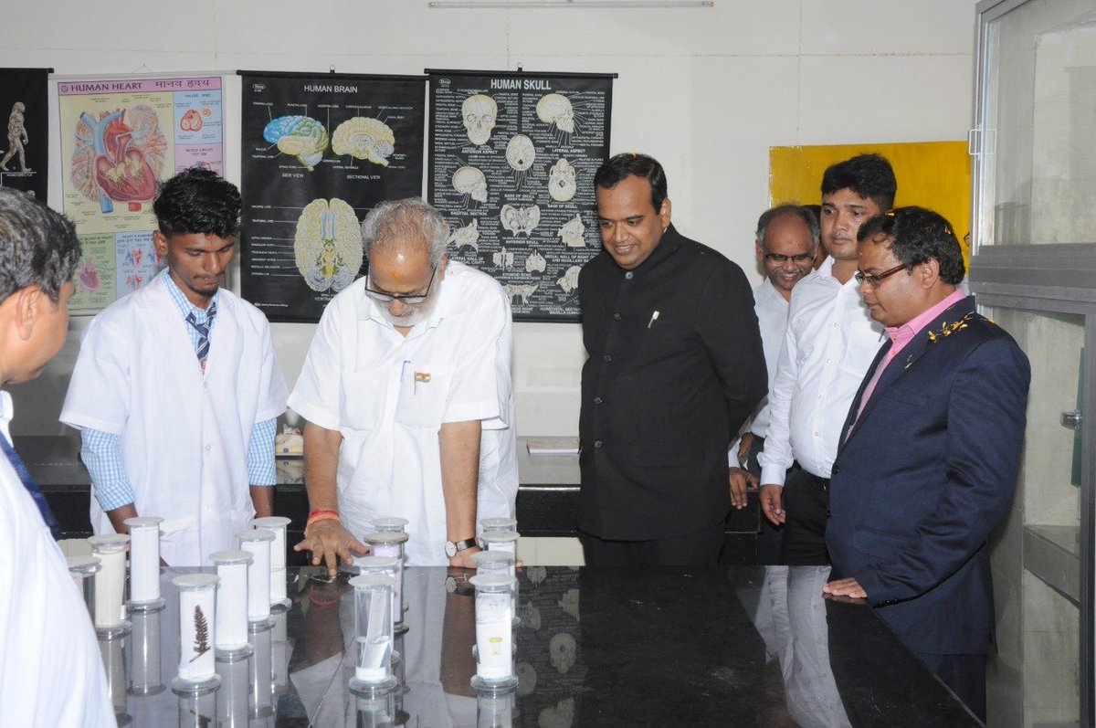 dm_malkangiri's tweet image. Prof. Shri Ganeshi Lal, Hon’ble Governor of Odisha visited EMRS, Malkangiri on 21.10.2019 and interacted with the students &amp;amp; teachers of EMRS, shared the valuable advice with the students and
facebook.com/photo.php?fbid…
#GovernorOdisha, #EMRSOdisha, #stscdev, #Odisha, #Malkangiri