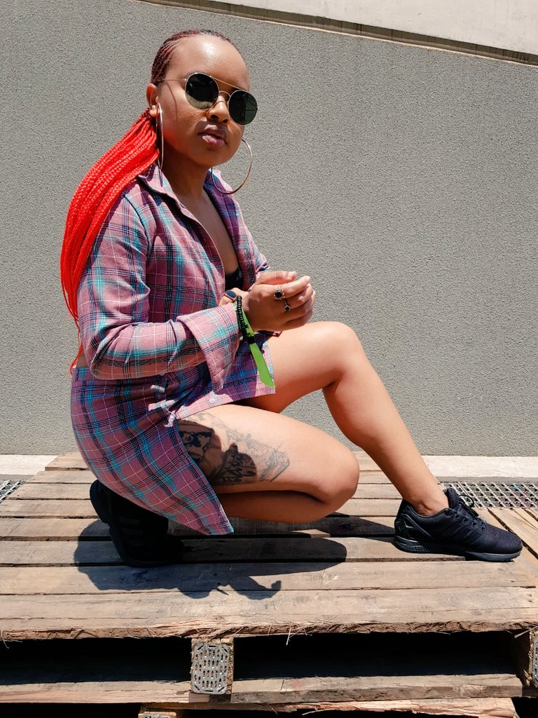 BridgetteM_10's tweet image. Rocked a @20fixTrends look @Yfm's #LYFE2019 😎👌🔥
Styled by @20fixwithodi 
#LYFE #YFM 

(Sports bra, sneakers, shades &amp;amp; accessories are mine)