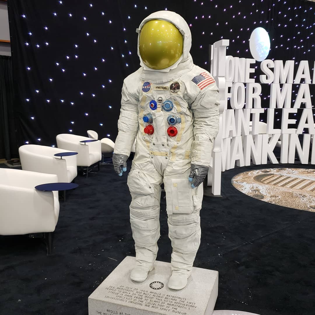 To find the Canada Pavilion, just look for the big maple leaf. We're located right across from the Lunar Lounge. Make sure you grab a glimpse of the Neil Armstrong statue, too! 🚀🇨🇦 #CanadaPavilion2019 #Canada #space #tech #business #conference #IAC2019