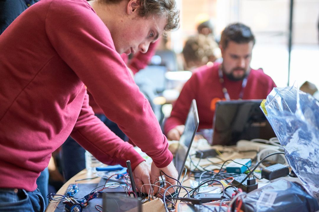 allwize_iot's tweet photo. 📣🛠️FREE #IoT #workshop: on OCT 29 join us at @capside office in #Barcelona and learn to connect #Wize to The Things Network #TTN during our hands-on workshop by @xoseperez 🎟️Act fast, seats are limited! https://t.co/vCtussUJdW @ttncat @thethingsntwrk @WIZE_Alliance @IOTSWC https://t.co/7UJIypmtoQ