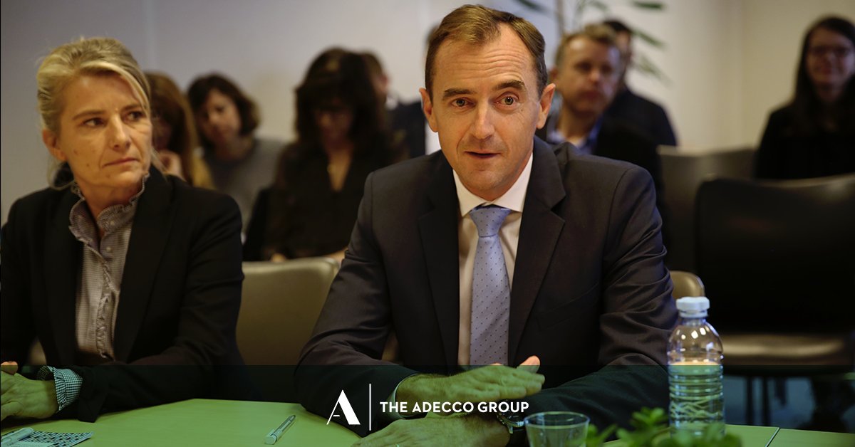 "Je suis convaincu que la réponse se trouve aussi dans le recrutement sans CV : l'intégralité de la première promotion du CFA a été recrutée sans CV, sur la seule base de la motivation et du potentiel" Christophe Catoir, Président France et Europe du Nord. #imaginonslemploi