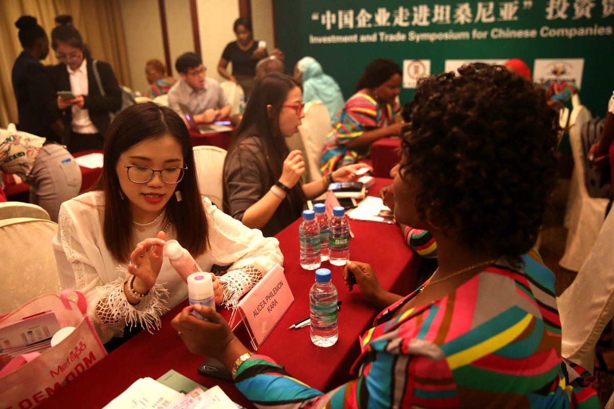 AGBA_CN's tweet photo. << Investment and Trade symposium for Chinese companies to enter Tanzania >>

We marked the symposium with a Colorful delegation from the Tanzania Business Women Association (TABWA); participating in a business matchmaking &amp; networking session for fruitful business prospects. https://t.co/1etjkAWKTj
