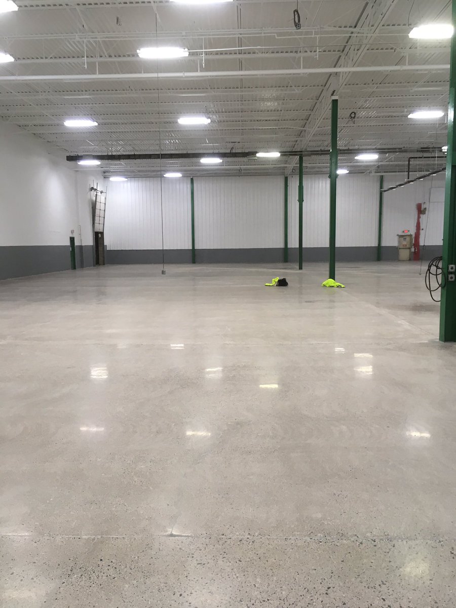 DurableSurfaces's tweet photo. Hector Torres and crew did a great job polishing 14,000 SF space up to a 800 grit. 
Nice work team! https://t.co/LRTG8EPQfw