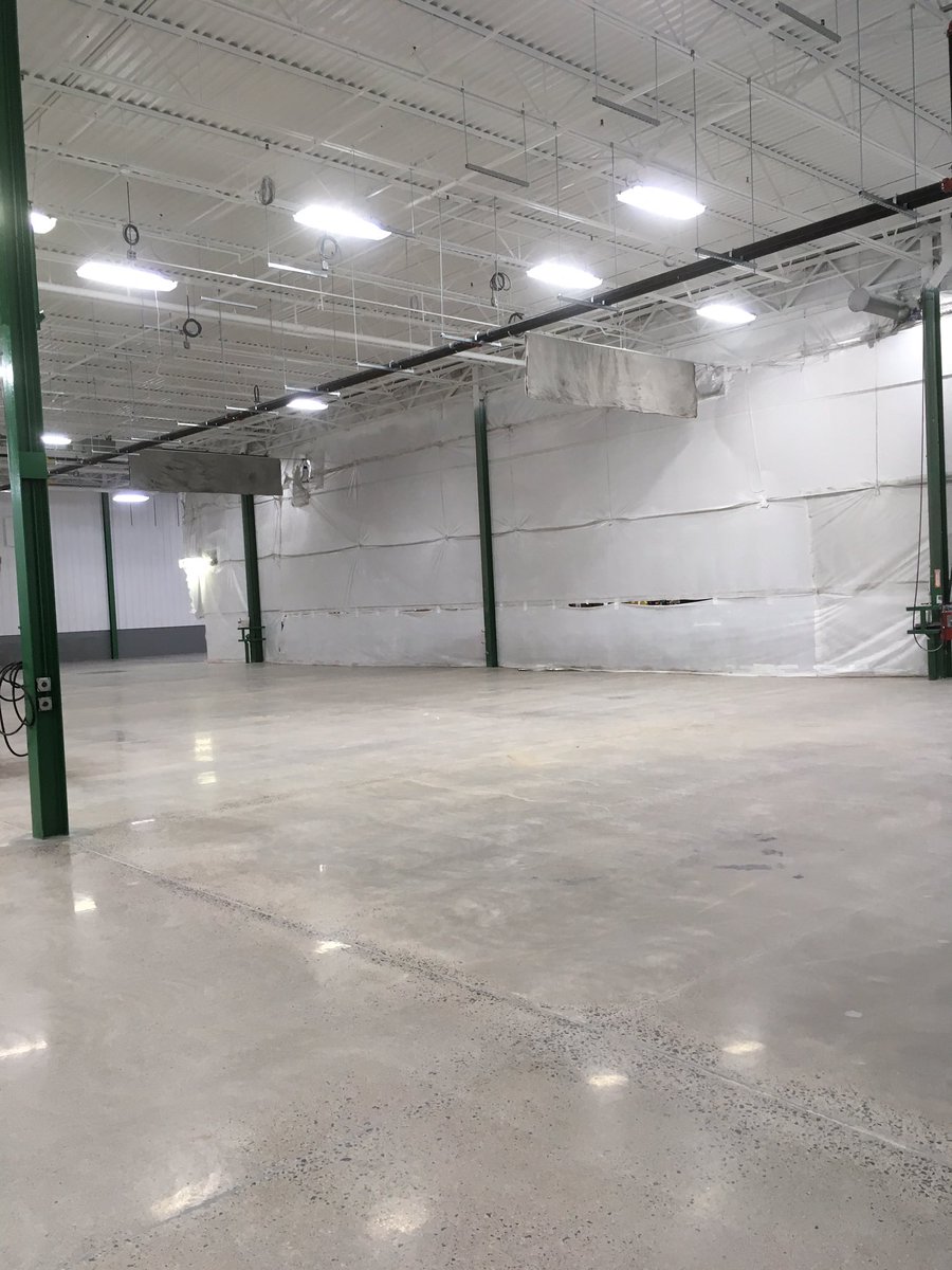 DurableSurfaces's tweet photo. Hector Torres and crew did a great job polishing 14,000 SF space up to a 800 grit. 
Nice work team! https://t.co/LRTG8EPQfw