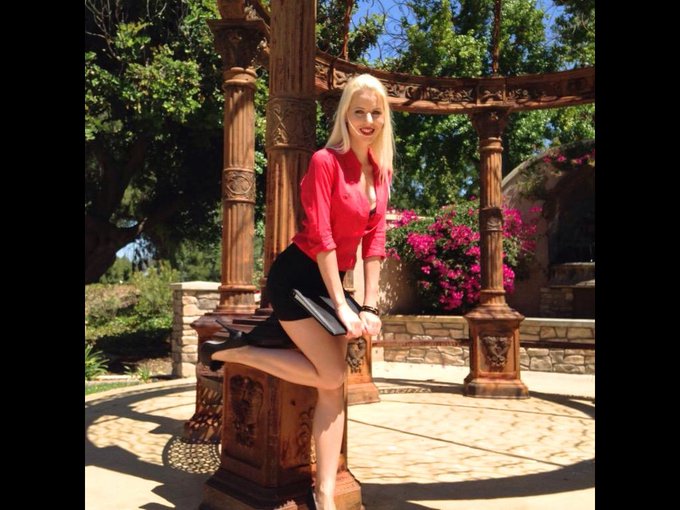 I'm now online on @Skyprivate #skype. My profile is https://t.co/LSLavo5lnT Join to be horny with me<a class="tags" href="/tag/skyprivate">@skyprivate</a><a href="/tag/skype"class="tags">#skype</a><a href="/tag/camgirl"class="tags"><span>#camgirl</span></a>