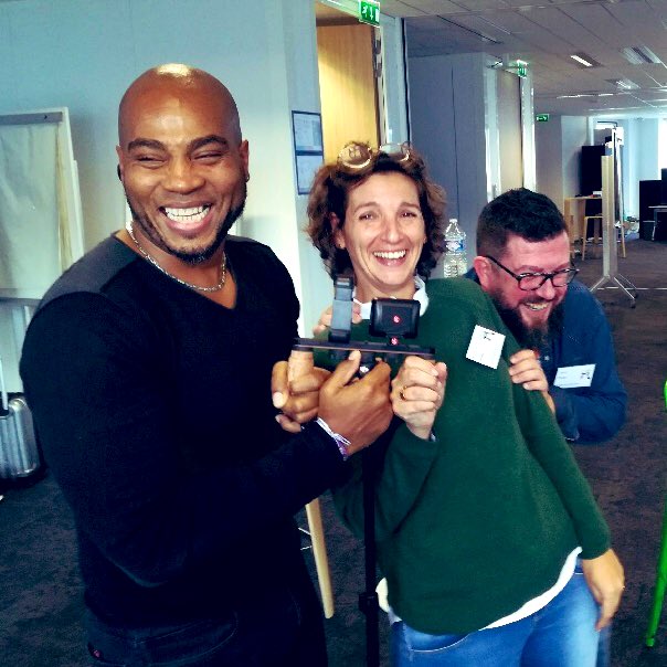 estellechauvey's tweet photo. Un lundi exceptionnel quand ton équipe se mobilise pour accompagner la communauté #MojoOrangeFrance De belles productions sur smartphone à venir #proudtobeOrange #IloveLeLundi #TeamProdOrange @smainard @levugaelle https://t.co/Q6hbJjmSEi