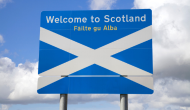 SimpleLandlords's tweet photo. Looking to invest? #landlords should look North - and as far as Liverpool and Scotland for the highest yields, according to new research: https://t.co/mXNp71ckrq https://t.co/ECjikZv2AX