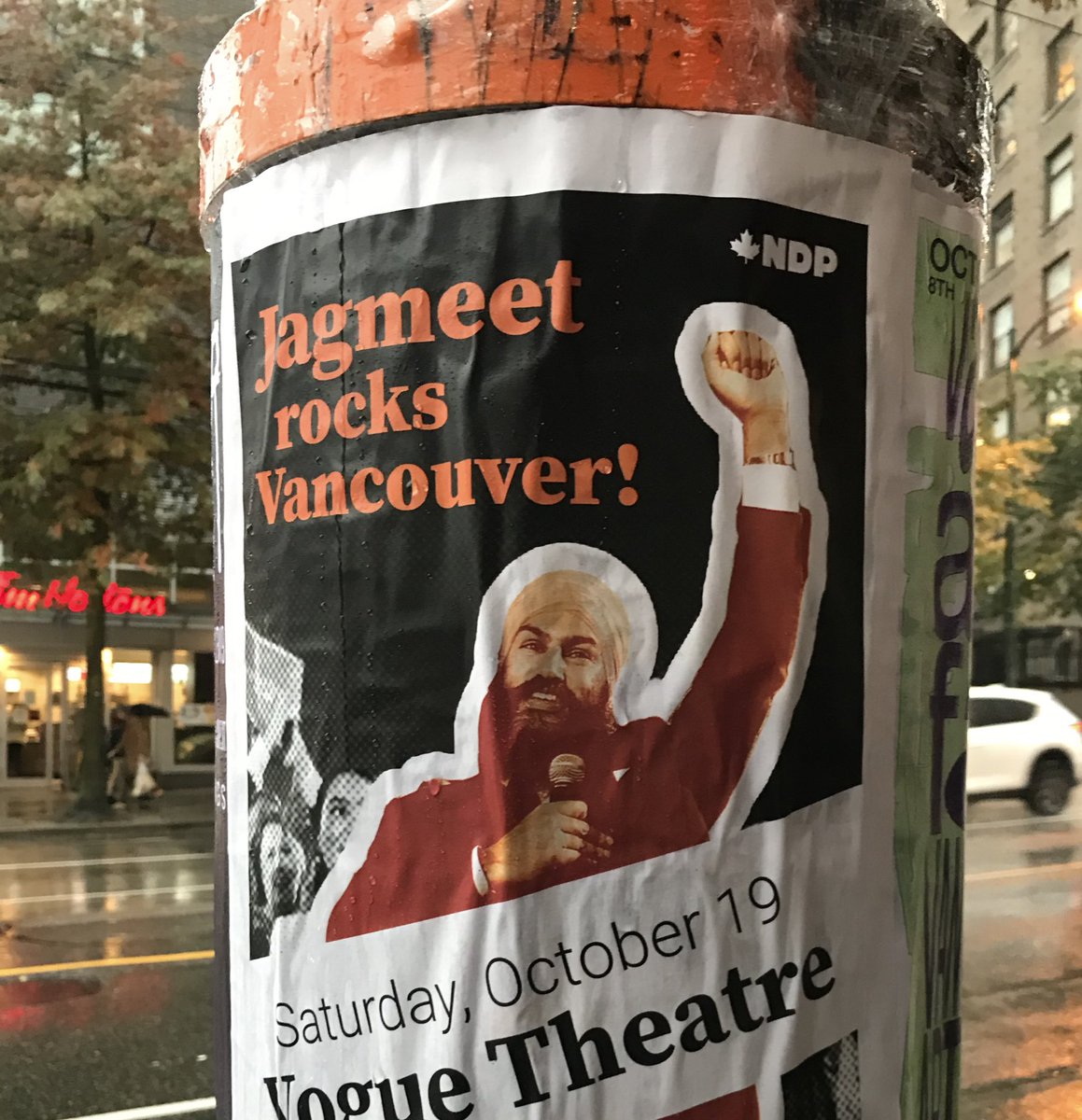 DocKlak's tweet photo. I am #Singhing in the rain today!
Vote NDP for today and the future.
@theJagmeetSingh @DonDavies https://t.co/1NNX2W9khN