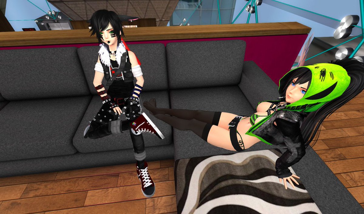FalaraSL's tweet photo. 28th January 2018
A guy came over who i met at Anifur, teasing him with my Senpai avi and new Punkish look. took my shoes off since he likes feet~ nothing more happened ^^
#hentai #anime #secondlife #teasing #foot #feet #boots #public #falarapt #anico https://t.co/XdfQEJQ2JV
