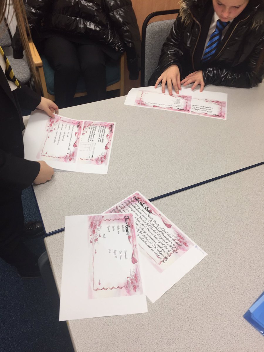 Linx_Youth's tweet photo. Trinity school working well as a group preparing their Key Fund presentation’s @thekeytweets
#homelessproject #EndhungerUk #communityproject #hair&beautyproject #socialenterprise #DCMS #YouthInvestmentFund https://t.co/rMZJX29Tgw