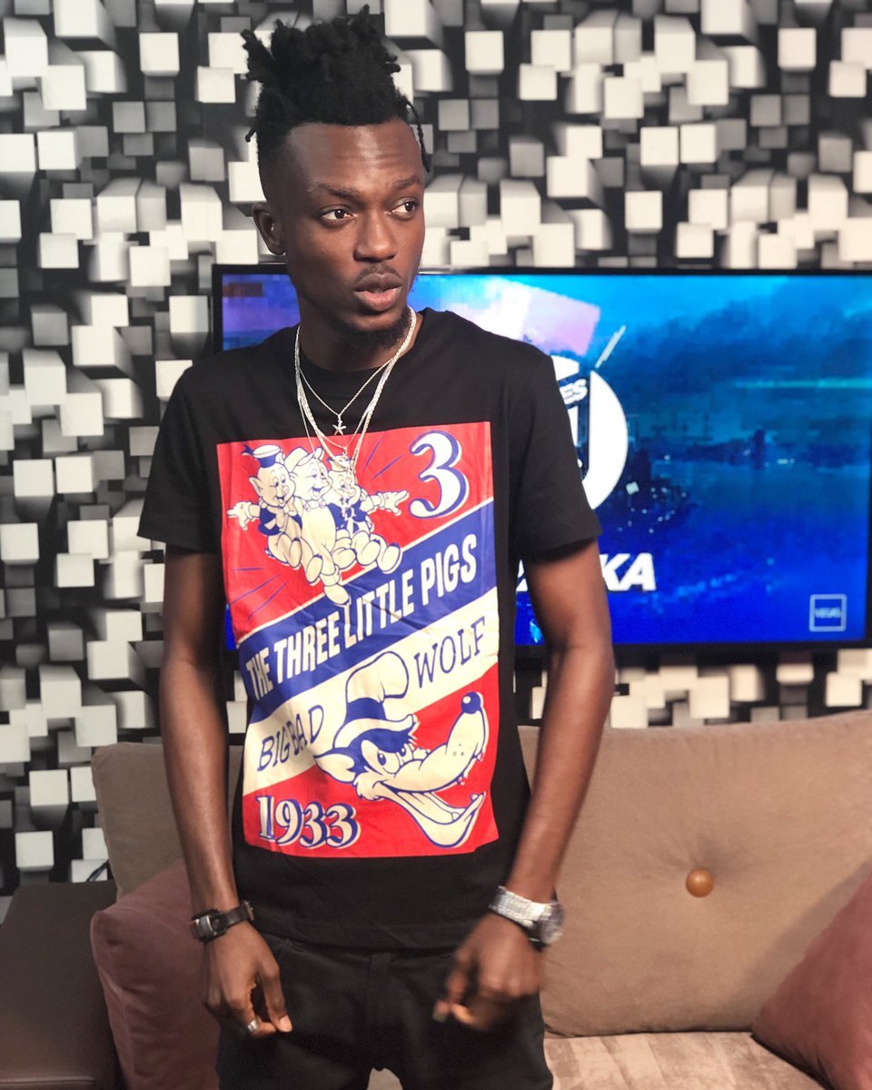 OpankaGH's tweet photo. At times we wish to be people who secretly wish to be us...
#OpankaArmy #HtunesWithOpanka #HelloAdipaTV #GuessTheArtist https://t.co/S2hXigIJMN