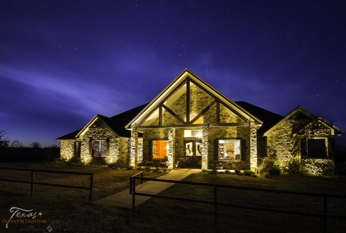TXOutdoorLights's tweet photo. Nothing brings out the beauty of your home more than just the right lights. Texas Outdoor Lighting, award-winning designs. #texasoutdoorlighting #lighting #texas #outdoorlighting #homelighting #austin #familyowned #lightupyourlife #lights #light #flag #porch #frontporch #homelife https://t.co/dg6ObNxtfs