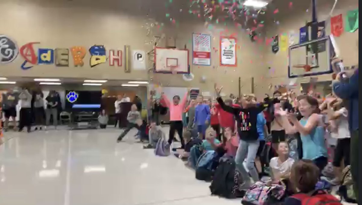 Thank you @DrC_CTE and <a href="/jrwadestatefarm/">JR Wade</a> for helping us give every student a future Gator shirt! And thanks <a href="/GwoodHS/">Greenwood High School🐊</a> for helping us announce the news!