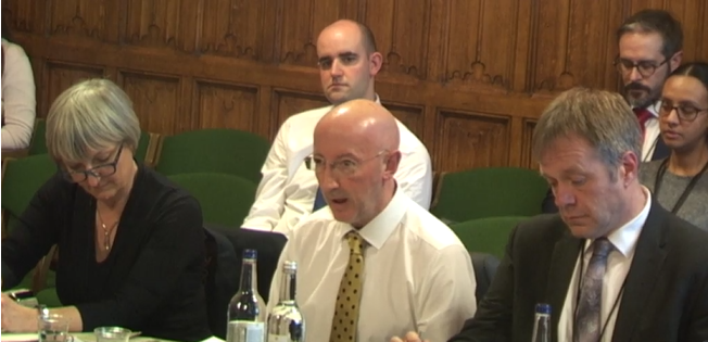CommonsPAC's tweet photo. We are now live with chief officials at
@HMRCgovuk, examining the department’s overall performance in the past year, progress on delivering change and preparedness for EU Exit. #CommonsPAC #HMRC
https://t.co/l1K6emg0Vn… https://t.co/vy67yIeLwI