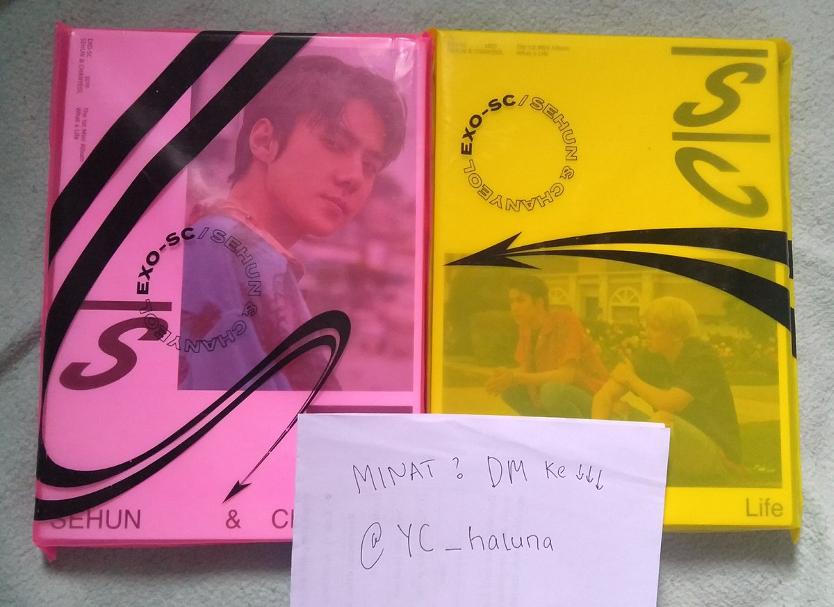 exubase's tweet photo. [EB] BU BANGET PLIS BUAT BAYAR UTS BULAN DEPAN, WTS ALBUM EXO SC PINK VER 200K AJA. MAKASIH BANYAK 😫💗 https://t.co/DfaClxqn5Q