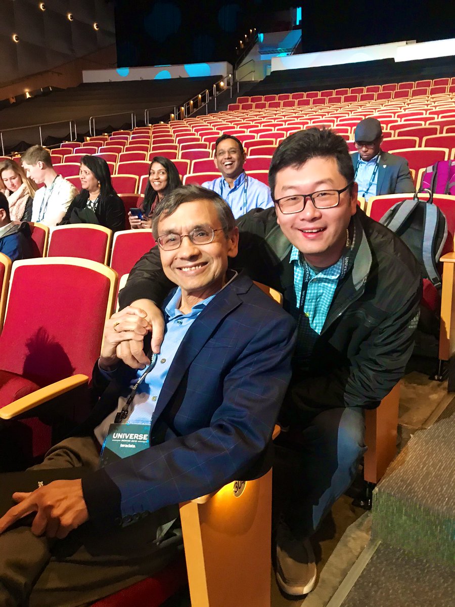 yyang_teradata's tweet photo. Student finalists, honorable mentions, @Teradata academic board members, Jason @HireHeroesUSA and faculty are here at @Teradata #TDUNIV !!! https://t.co/OUFgAOTLhV