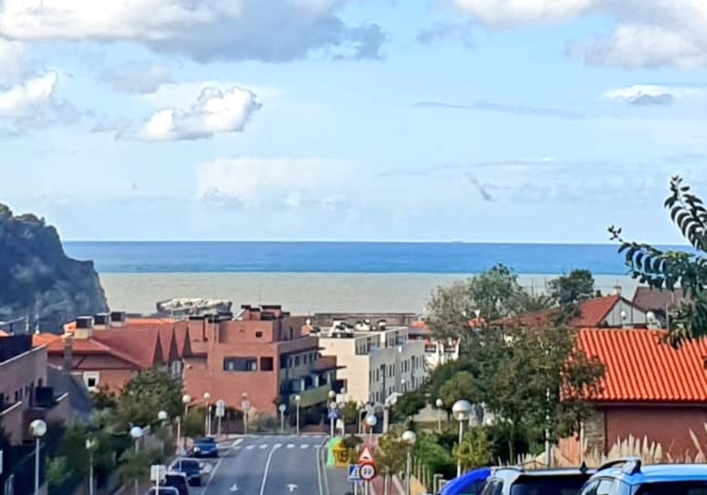 pie_upvehu's tweet photo. Arriving @pie_upvehu: Two coloured sea!!! #seacurrents #rain #sedimets #fluids @upvehu
@ztf_fct https://t.co/r3cway4fFf