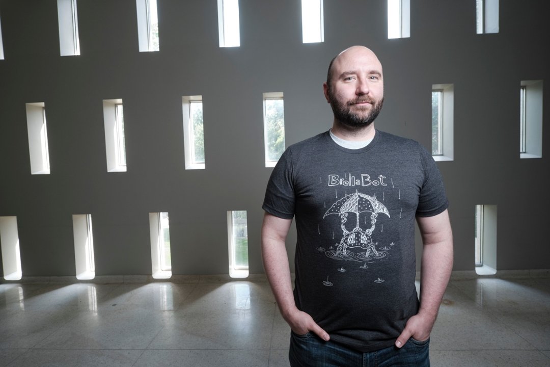 The latest edition of #USask's Green&amp;White magazine features some of our art alumni who embody courageous curiosity. bit.ly/33MpTbV <a href="/usask/">U of Saskatchewan</a> <a href="/UsaskAlumni/">USask Alumni</a> <a href="/AAH_Usask/">Art and Art History</a> #yxe #yxeart #yxearts