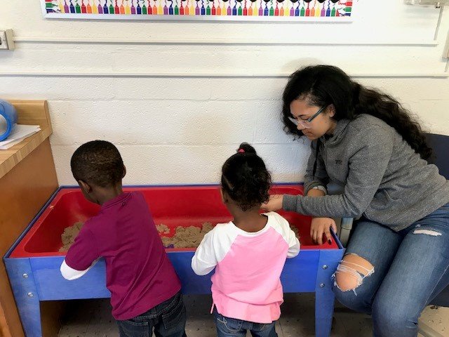mrs_areed's tweet photo. Great first day of preschool! Preschool students learned some daily routines, explored their classroom and learned  (very quickly) what to do when the fire alarm goes off! #firstdayofschoolfiredrill #KenwoodMakesGreatKids @KenwoodHighSTC @e_ray1000 @BPowell_BCPS https://t.co/UL3OHs9XFR