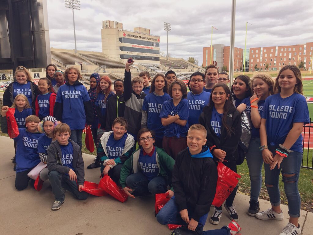 MsLaymanMath's tweet image. Thanks @UCentralMO for providing such a great experience for our @BridgerMiddle6 students! They are so excited for college and ready to do the hard work to get there! #BridgerBold #AVIDHerd #ISDStrong @AVID4College