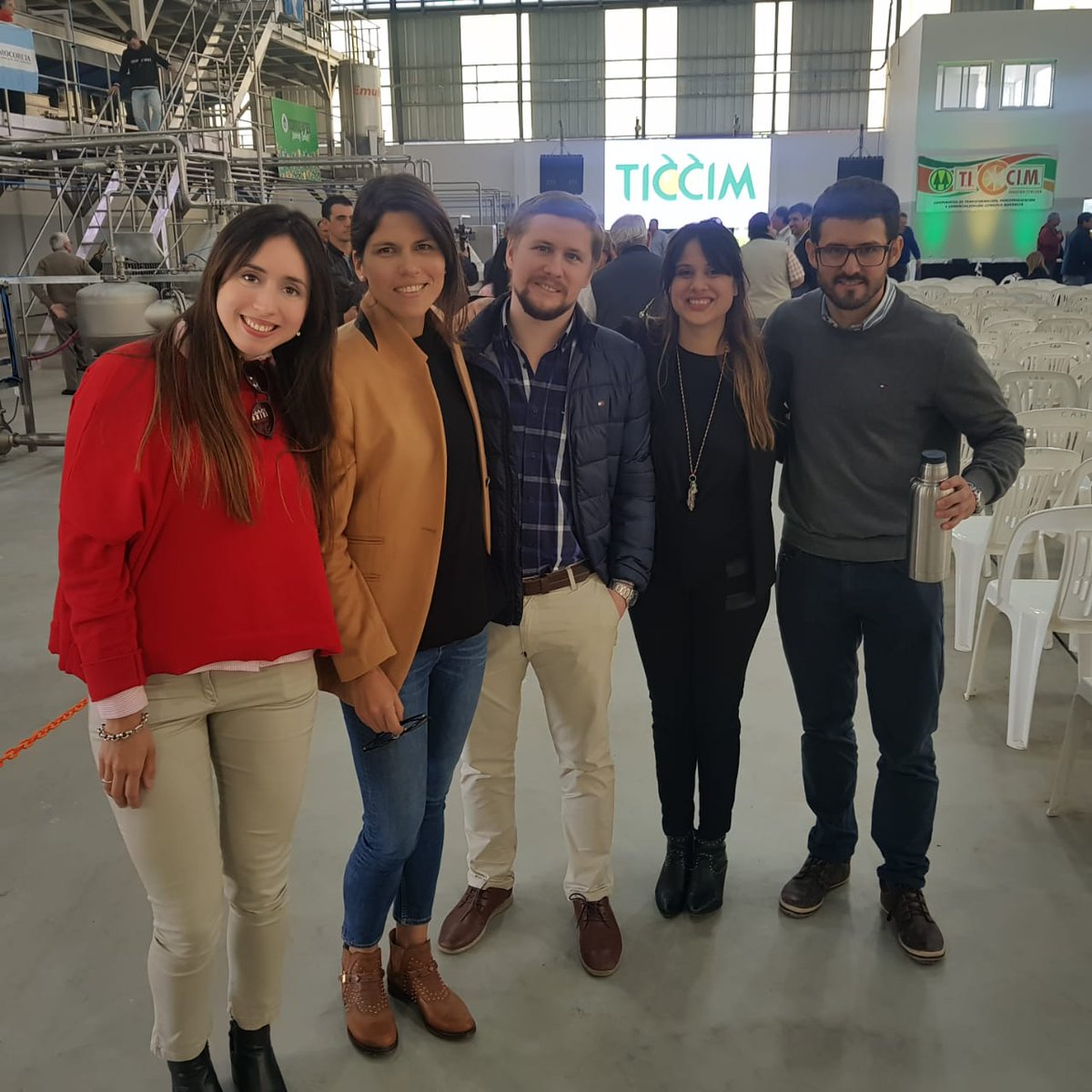 IfeSem's tweet photo. ¡Seguimos fomentando la producción en #Corrientes!
Esta mañana, estuvimos presentes en la inauguración de la fábrica de jugos que se encuentra ubicada en la localidad de #Mocoretá, en el departamento de #MonteCaseros. https://t.co/d5bAhKmcZK