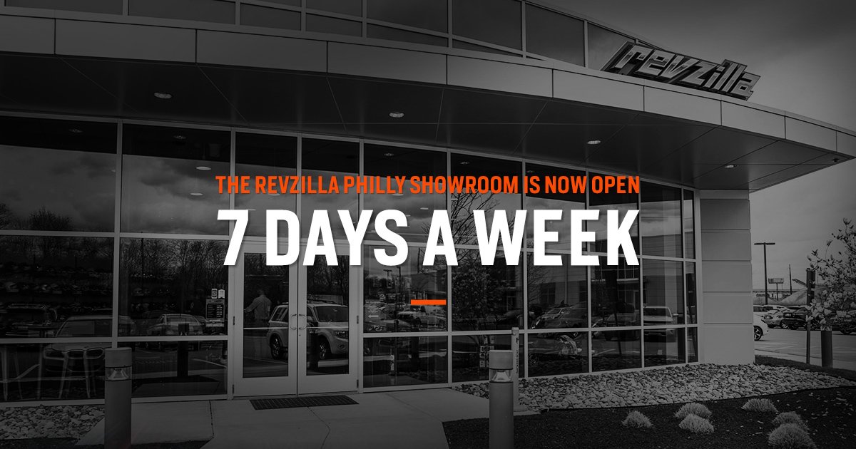 Our showroom is now open 7 days a week! See you in Philly. RevZilla Gear Boutique --> rvz.la/ZLAGearBoutique