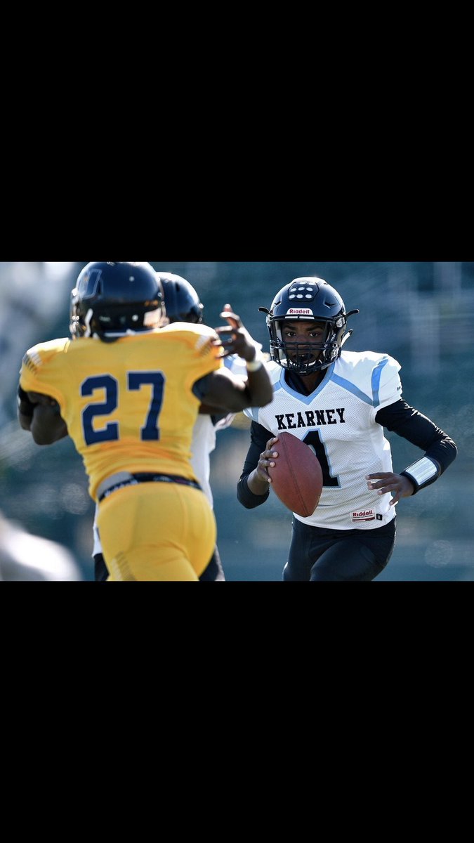 AzavierRoss's tweet photo. Sectionals Ready😤🏈 #chasingthatblock #rememberthename https://t.co/hEuDNtt6SX