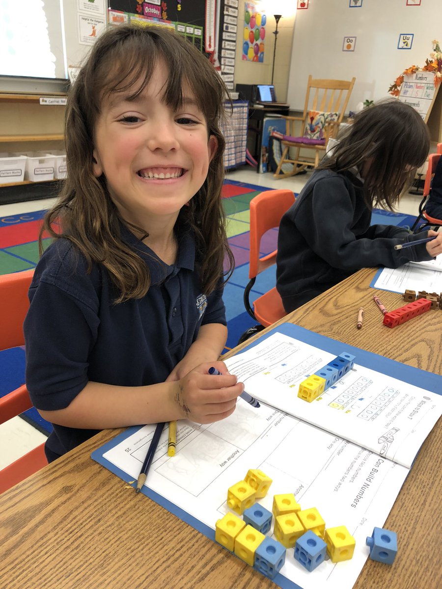 MrsWhaley_'s tweet photo. Last week we worked on ways to #Make5! We discovered so many interesting patterns in #Addition with the help of #manipulatives to support our #visual and #kinesthetic learning. #HCDSBMath @StPaul_CES https://t.co/4eznBrgYpq