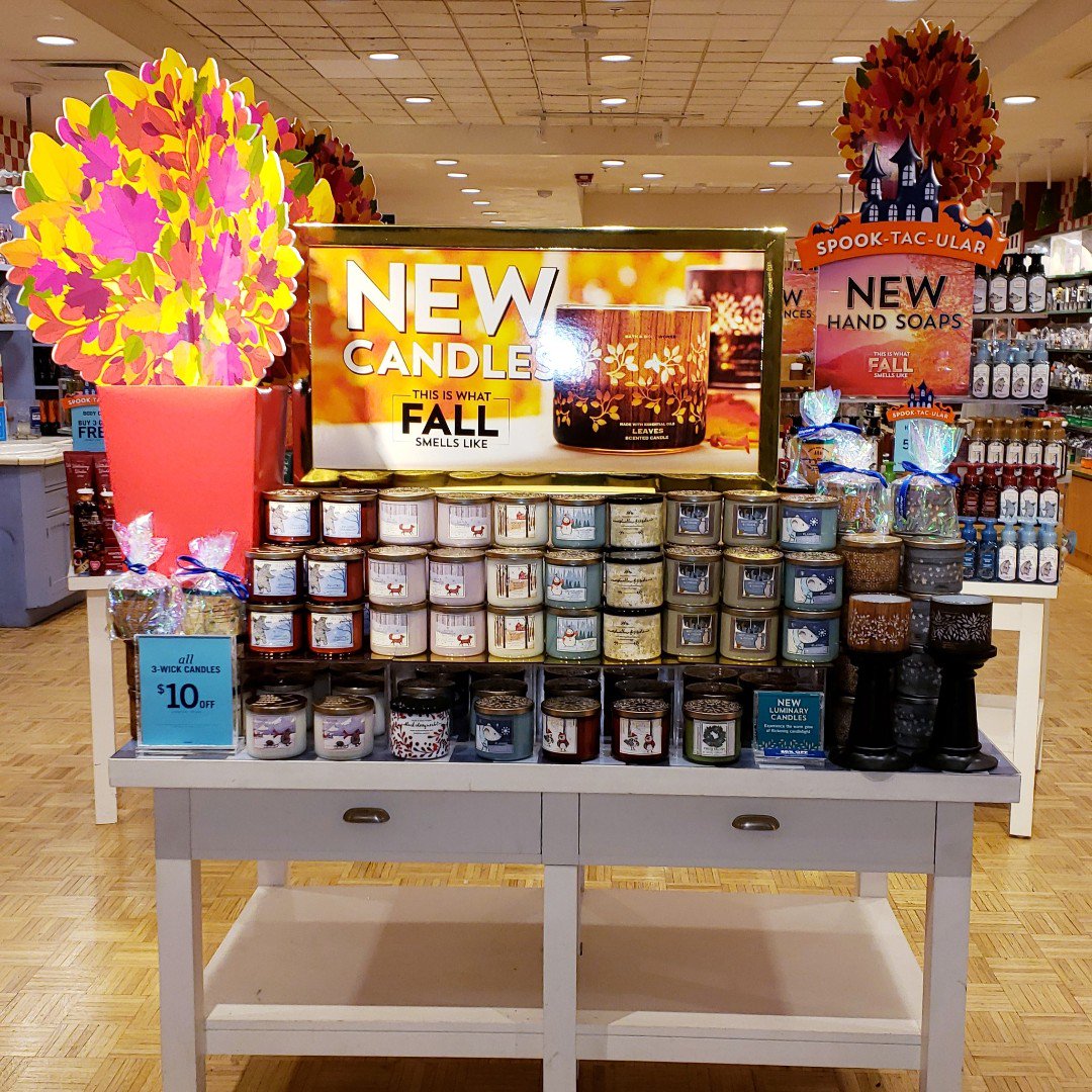 MallofMonroe's tweet photo. Fall is in the air at Bath &amp; Body Works https://t.co/d9TIaQfaQz