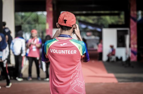 CAuditors's tweet photo. Can your nonprofit employees also volunteer?  Can you compensate volunteers?  These questions and more answered in https://t.co/kir83l5Jxa's article, "Employee or Volunteer: What's the difference?"  Read it here: https://t.co/cdKLM8SCyc
#nonprofit #notforprofit #communityauditors https://t.co/amBmc9HkuX