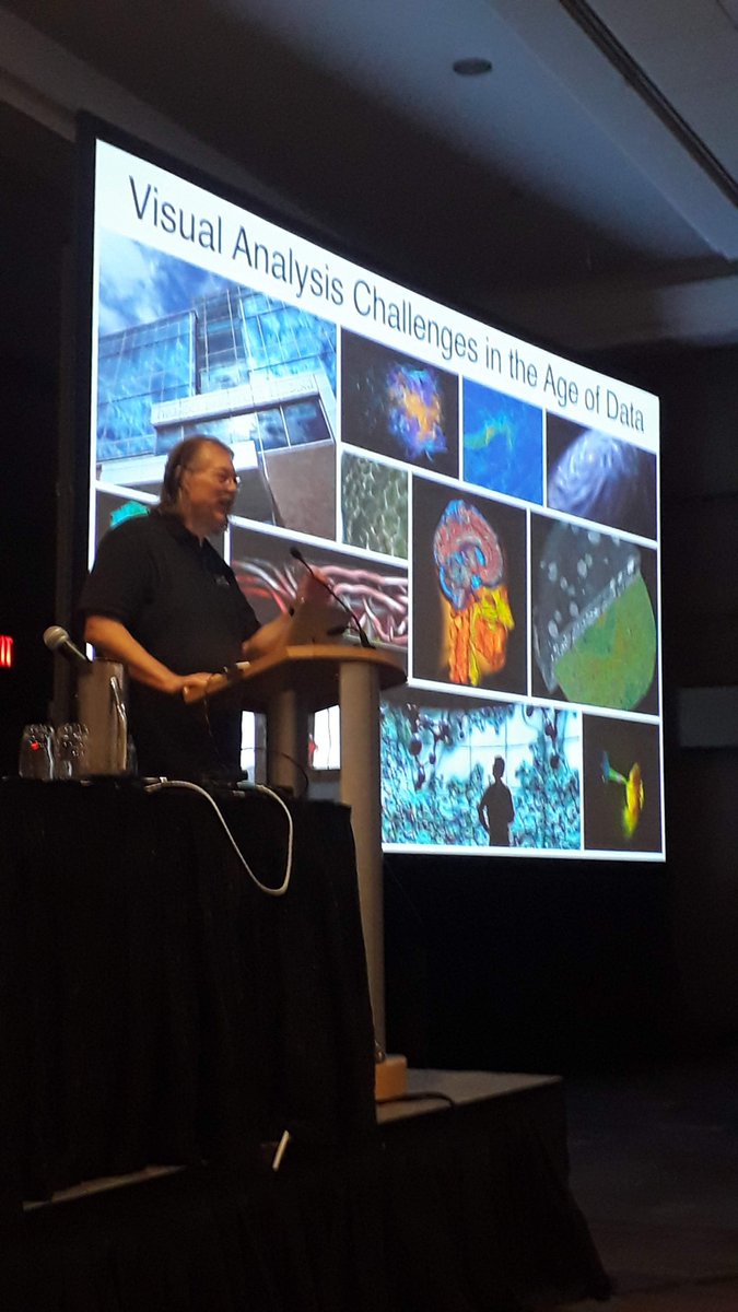 JulienTierny's tweet image. Awesome keynote by Chris Johnson at #ldav 2019 @ieeevis @uusci